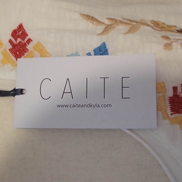 CAITE Fully Embroidered Kamri Tee with 3/4 length sleeves - Picture 6 of 9